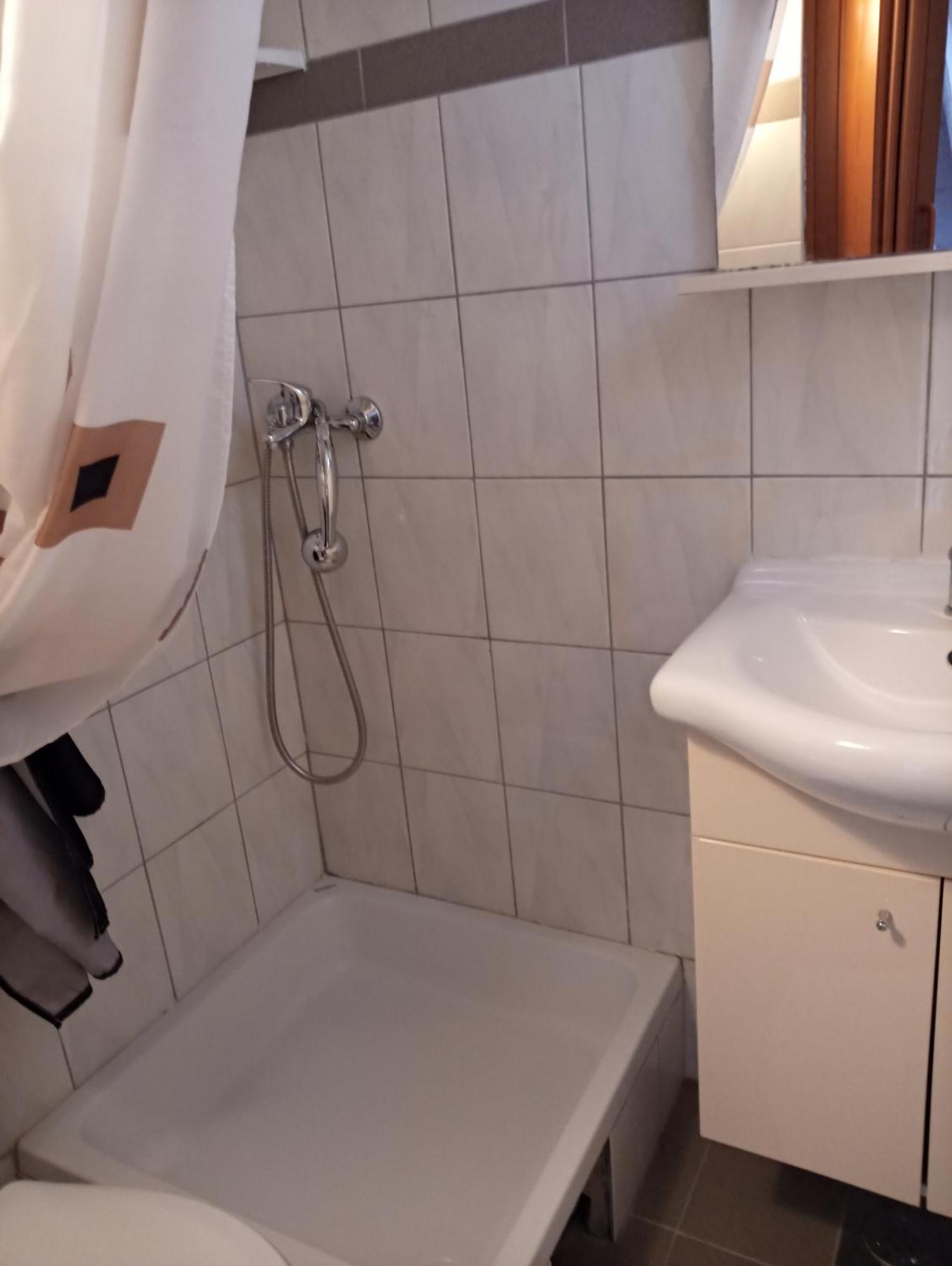 Apartmani Sersic Baska  Exterior photo
