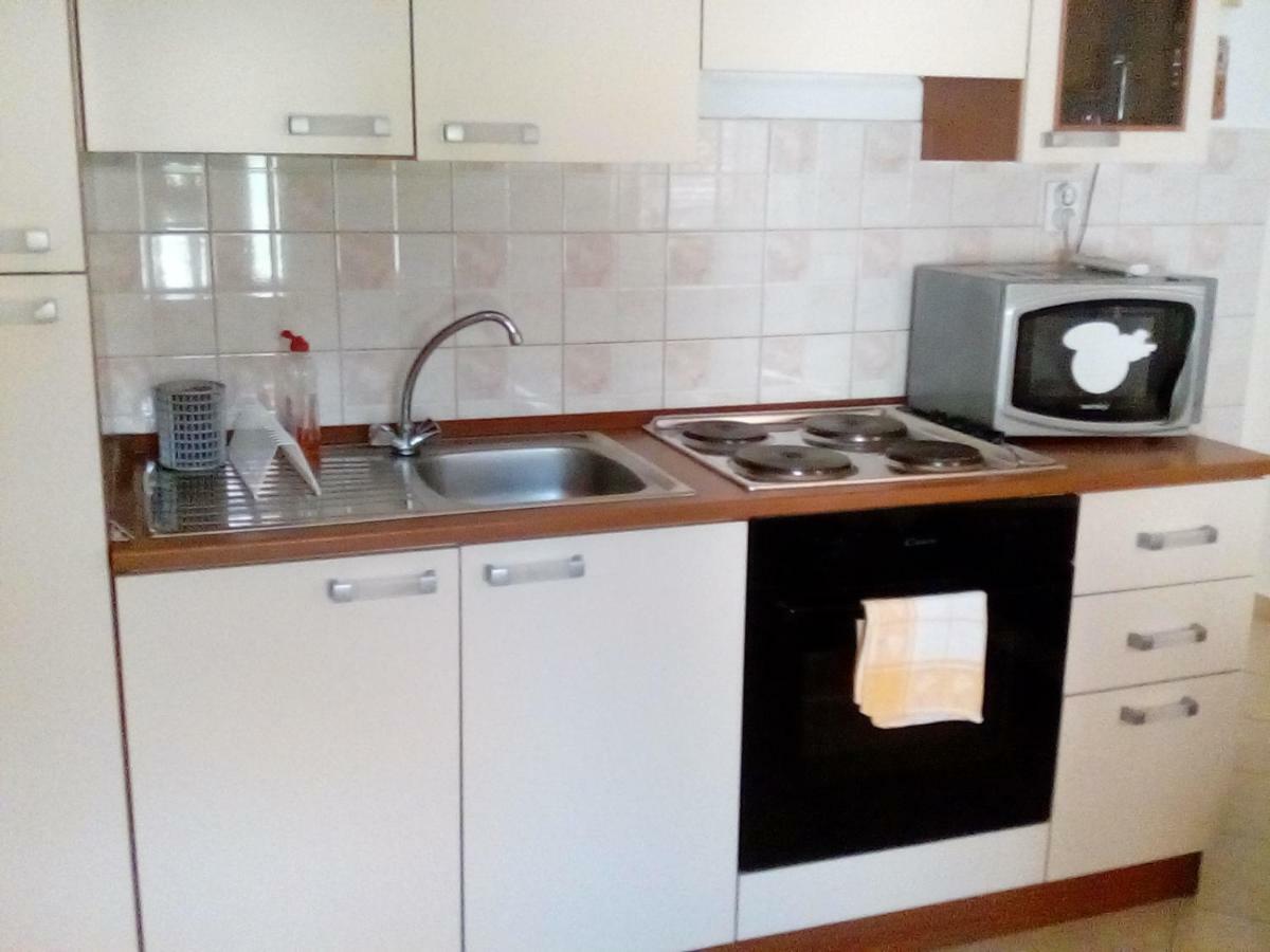 Apartmani Sersic Baska  Exterior photo